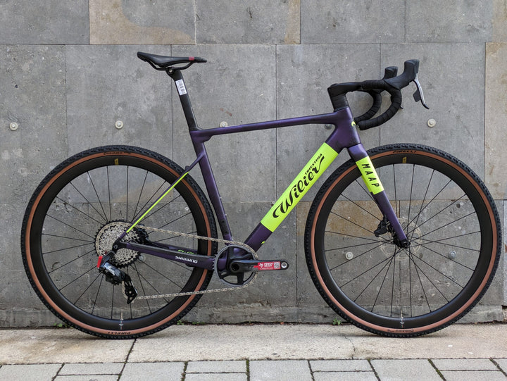 Wilier Rave SLR V7 Ivar Slik Gravel Bike (SRAM FORCE XPLR AXS)