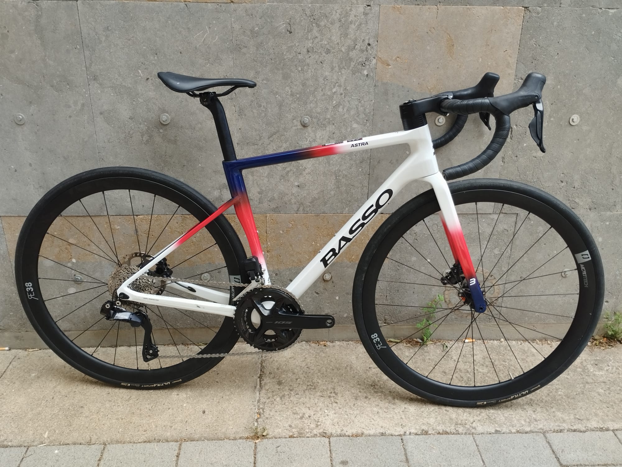 basso astra rennrad 2025 105 Di2 Vorführmodell Top Gear: Apocalypse | folding sunglasses Größe:54cm