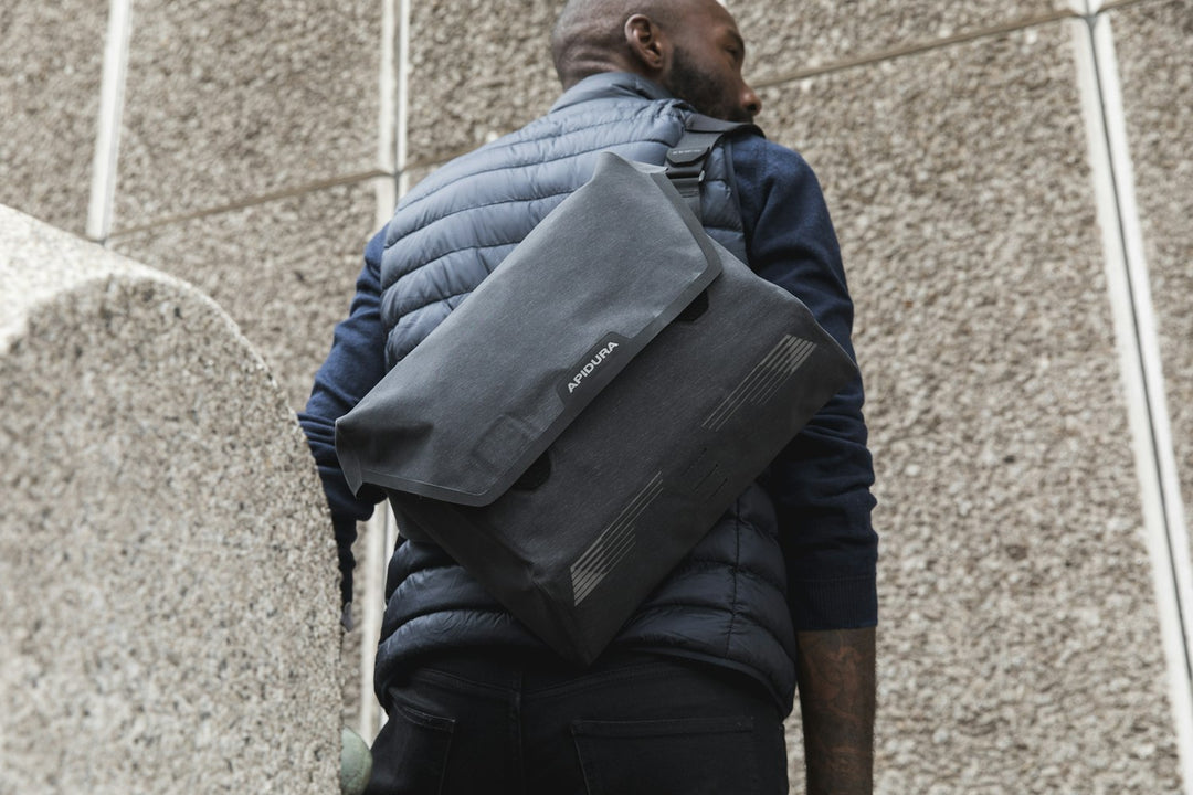 Apidura City Messenger Bag 13"