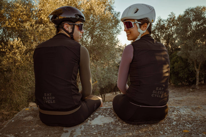 Chaleco unisex negro Eat Sleep Cycle