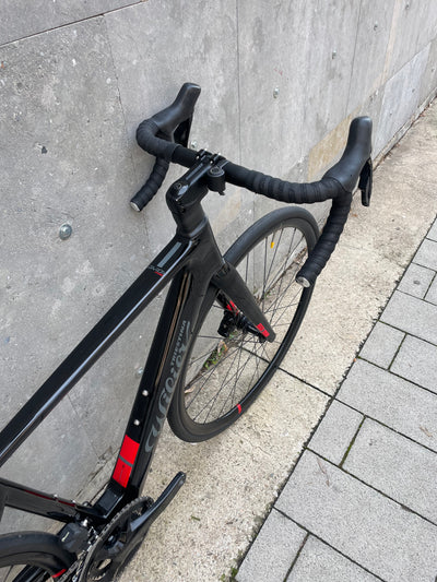 Bicicleta de carretera híbrida Wilier Garda (Shimano 105 Di2) Exposició 2025 Mida S