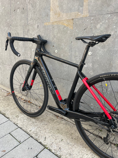 Bicicleta de carretera híbrida Wilier Garda (Shimano 105 Di2) Exposició 2025 Mida S