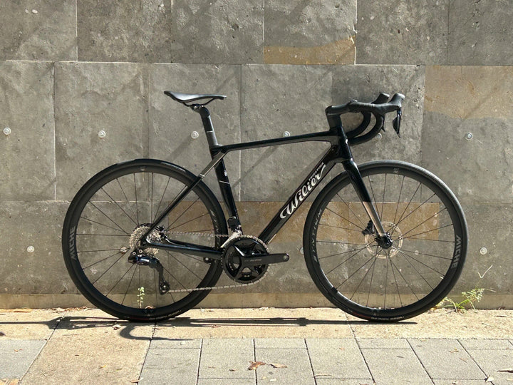 Wilier Granturismo SL Road Bike (Shimano 105 Di2 / Alu Wheels) - Ex-Demo 2025 - S (Black/Silver 01)