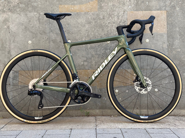 Ridley Falcn RS Disc Road Bike (Shimano 105 Di2 / Forza Levanto db)