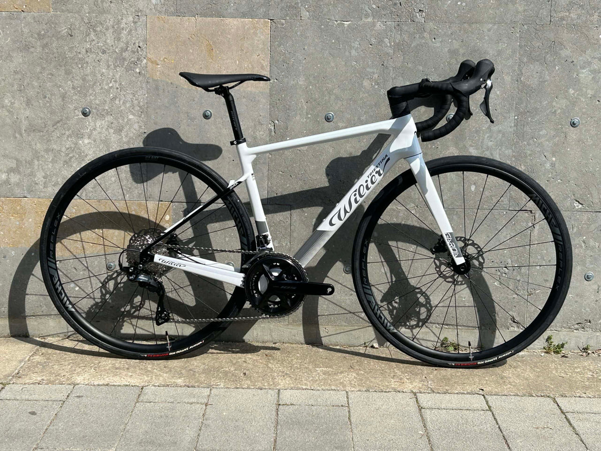 Wilier Garda Road Bike (Shimano 105 12s) Ex-Demo Size S (4)