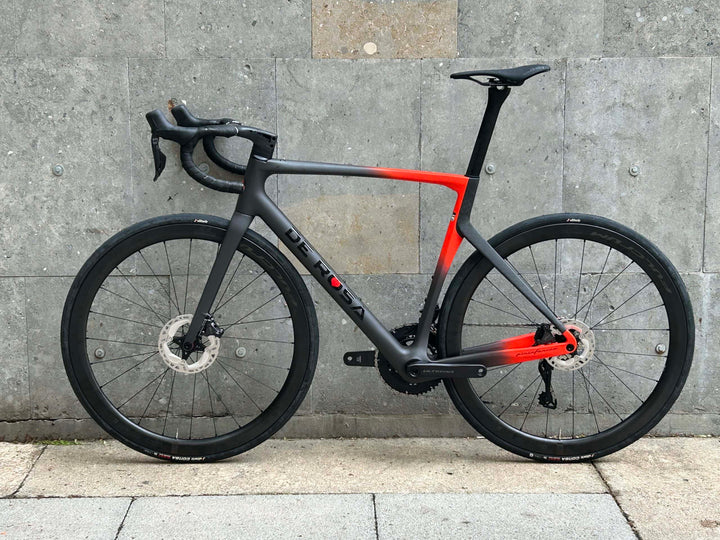 De Rosa 70 Road Bike (Ultegra Di2 & Fulcrum Wind)