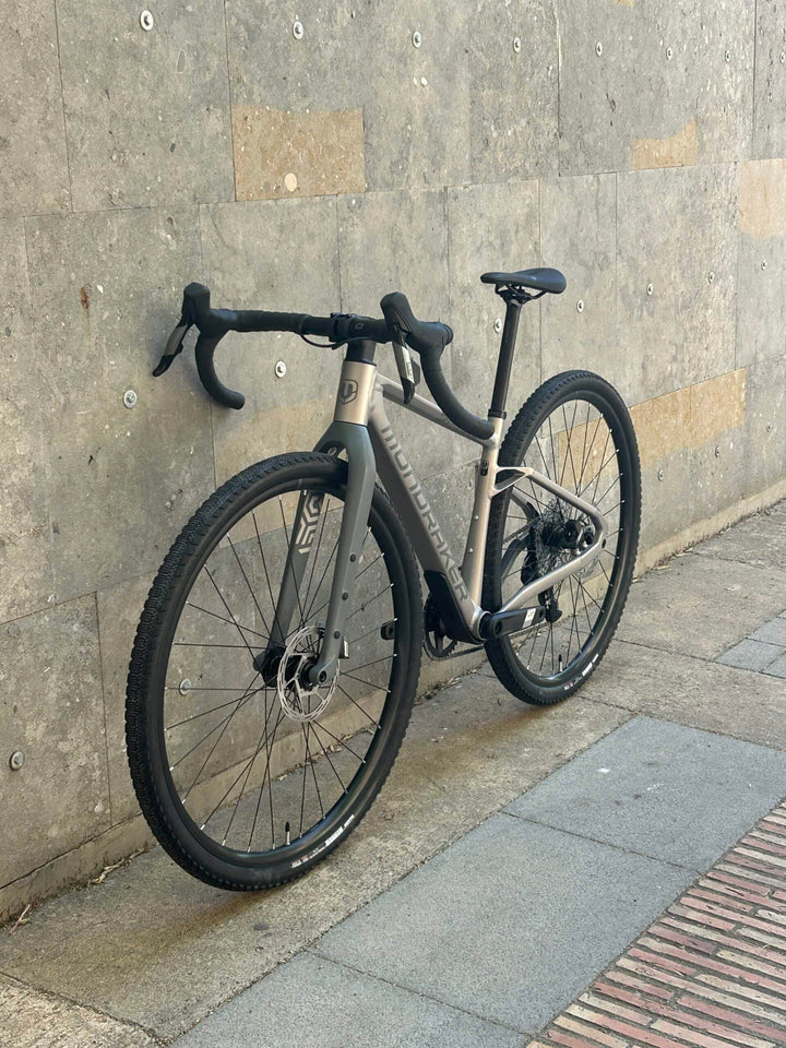 Bicicleta Mondraker ARID R Gravel Alloy Stealth (SRAM Apex AXS)