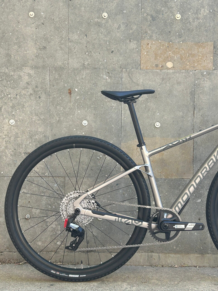 Bicicleta Mondraker ARID R Gravel Alloy Stealth (SRAM Apex AXS)