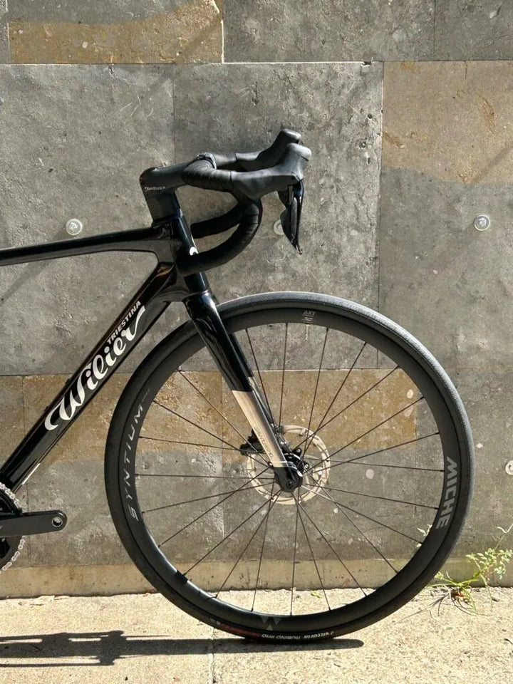 Wilier Granturismo SL Road Bike (Shimano 105 Di2 / Alu Wheels) - Ex-Demo 2025 - S (Black/Silver 01)