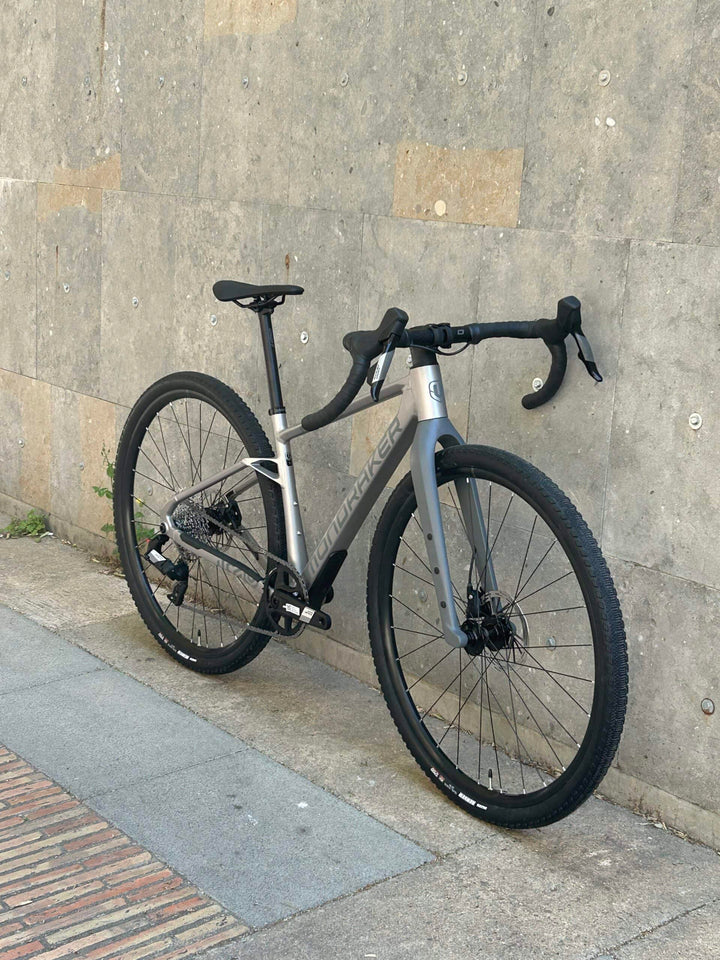 Bicicleta Mondraker ARID R Gravel Alloy Stealth (SRAM Apex AXS)