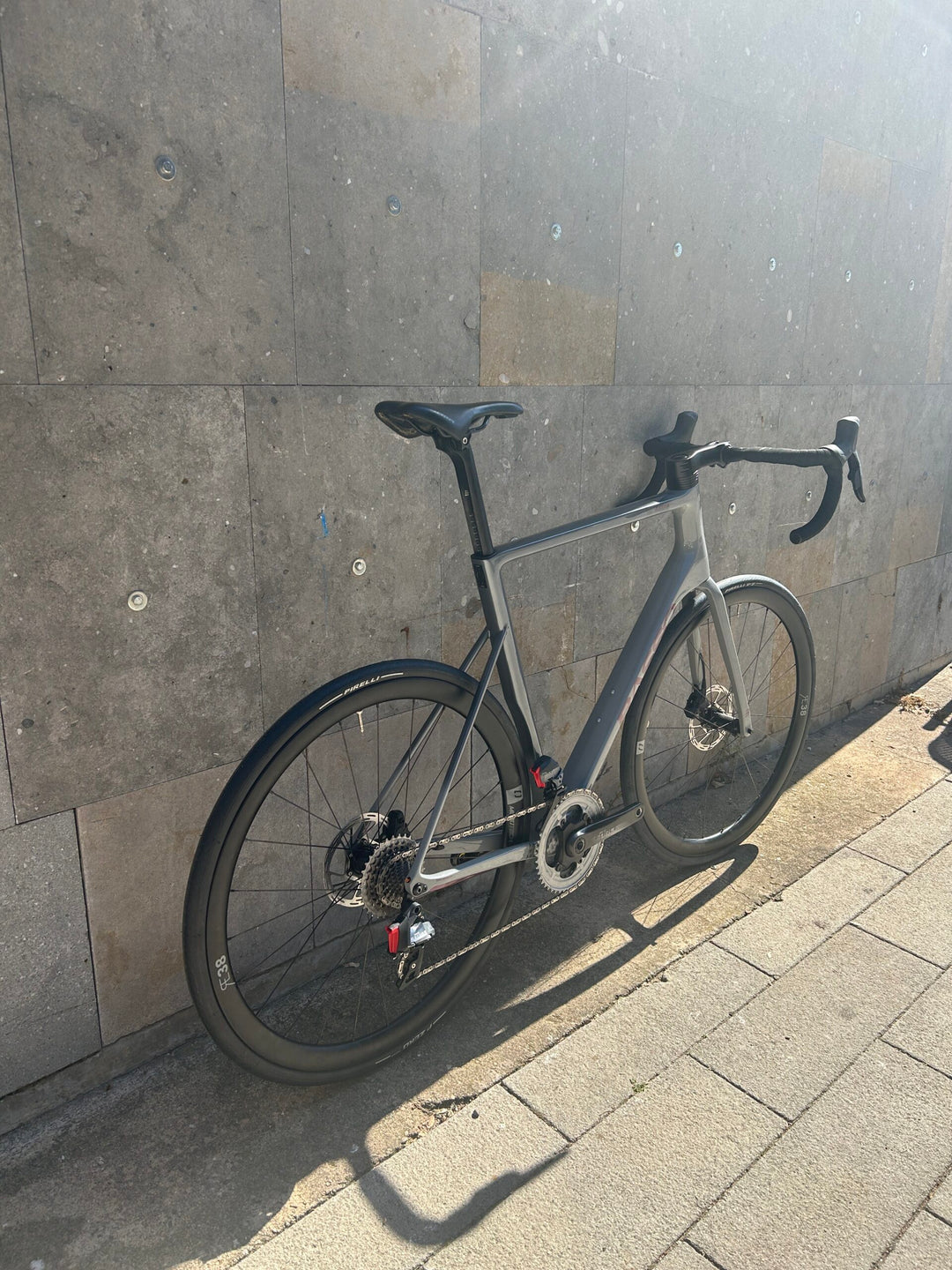 Basso Astra Disc Road Bike (SRAM Force AXS D2) Ex-Demo Size 58