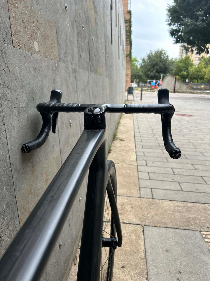 Bicicleta de carretera Basso Diamante Disc (SRAM Force AXS) Ex-Demo Talla 58