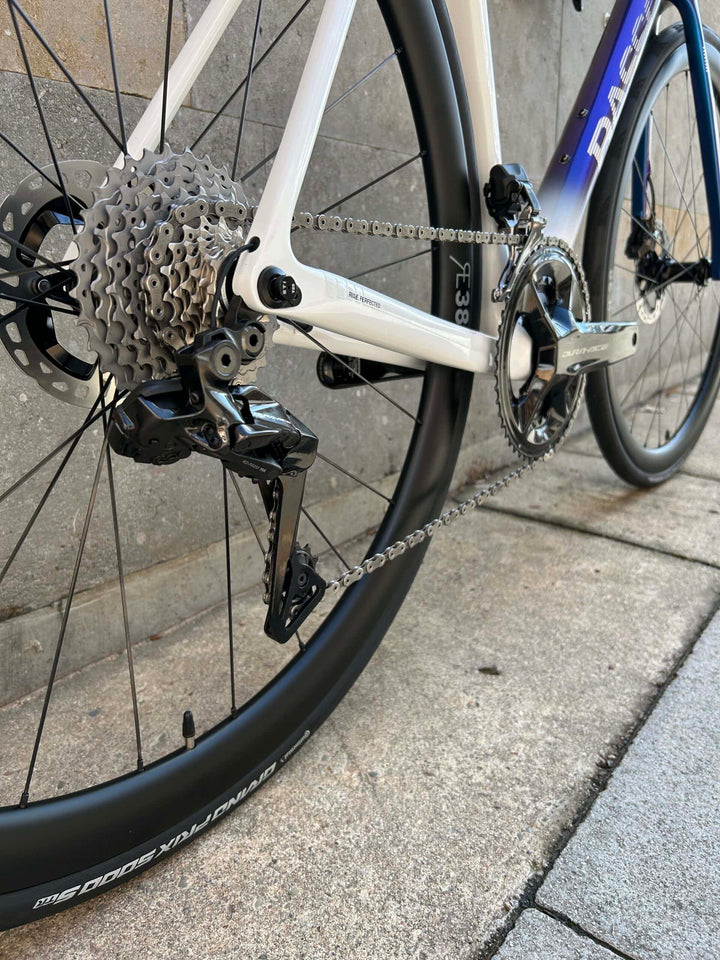 Basso Diamante Road Bike (Shimano Dura Ace di2) 2025
