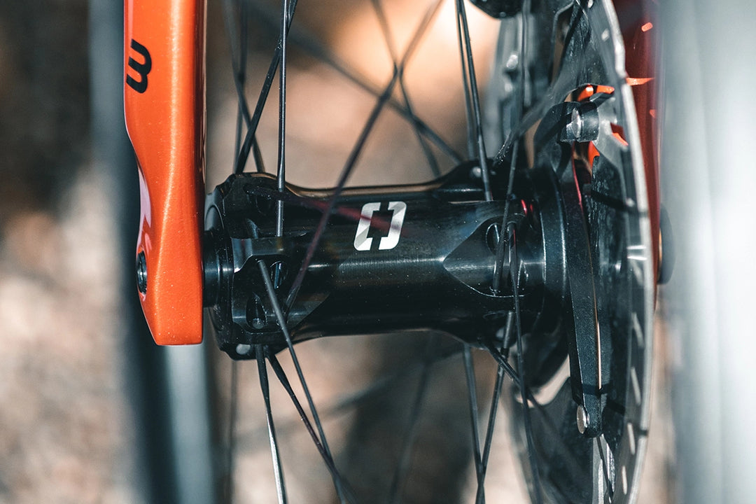 Joc de rodes de carretera de carboni Microtech RE38