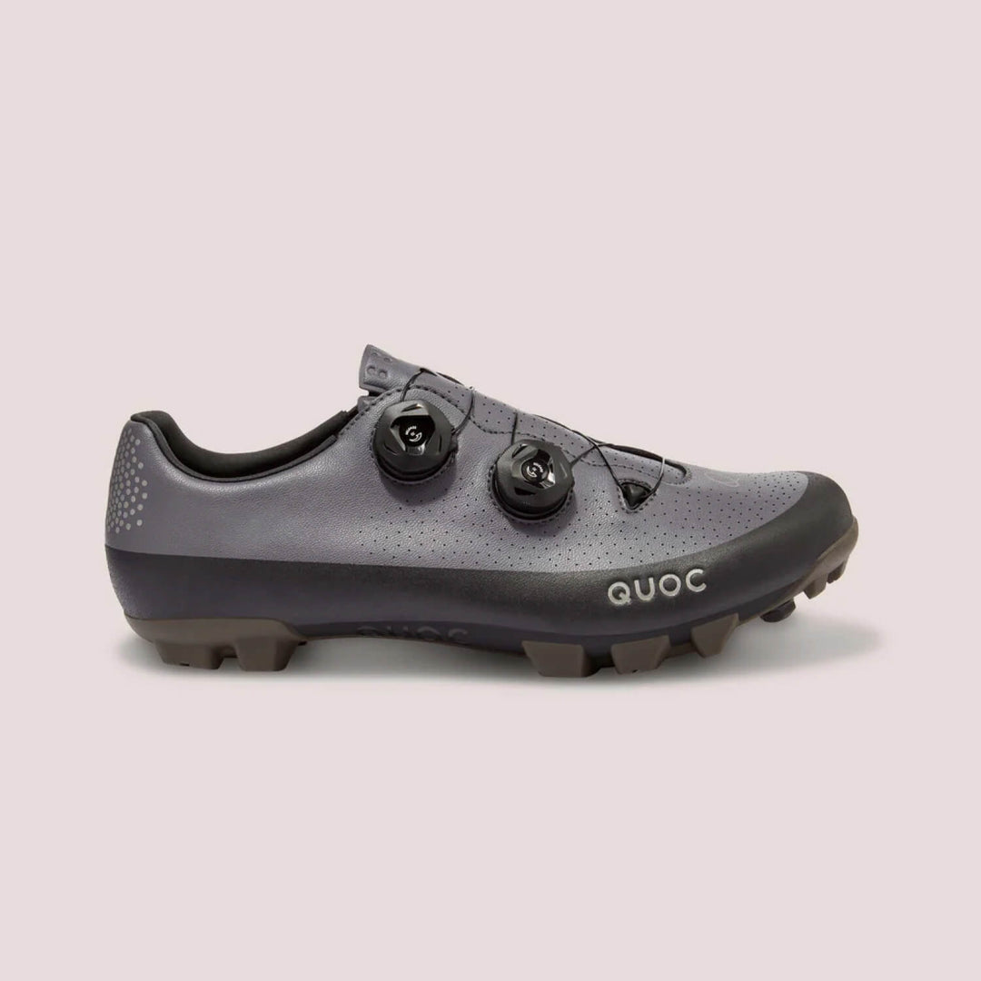 Sabata de ciclisme Quoc Gran Tourer XC de color carbó