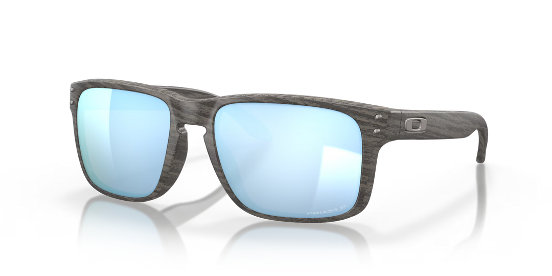 Oakley Holbrook