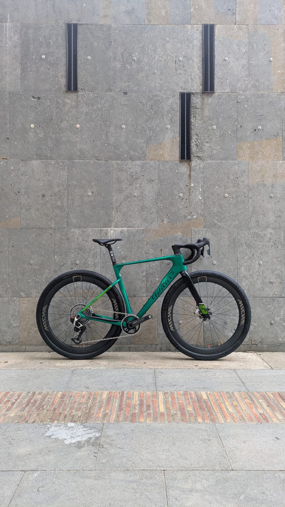 Wilier Rave SLR ID2 (SRAM RED XPLR AXS 1x13) Size M