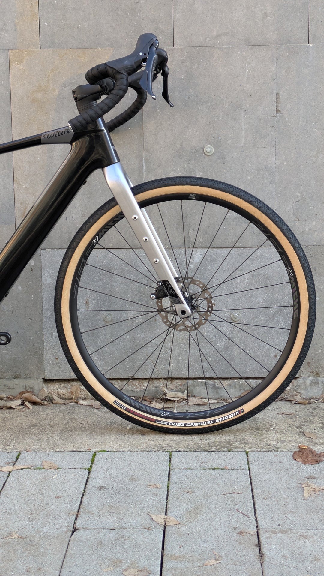 Bicicleta de grava híbrida Wilier Adlar (Shimano GRX 1x12) Ex-Demo M