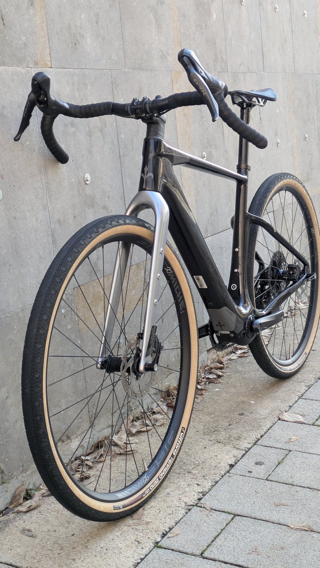 Bicicleta de grava híbrida Wilier Adlar (Shimano GRX 1x12) Ex-Demo M