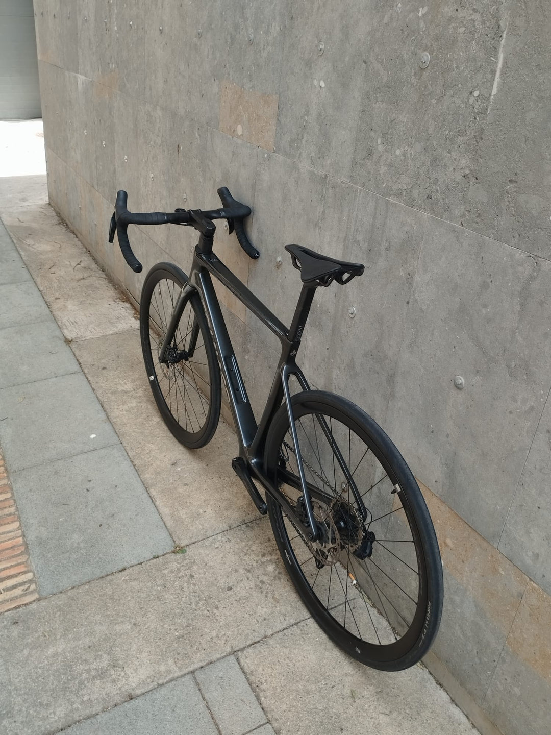 Colnago V4 Disc Rennrad (Shimano 105 Di2) EX-Demo Größe 485
