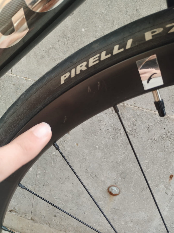 Colnago V4 Disc Rennrad (Shimano 105 Di2) EX-Demo Größe 485