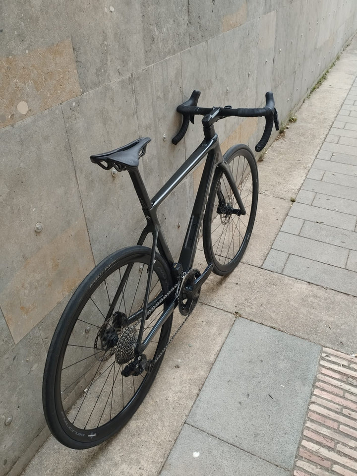 Colnago V4 Disc Rennrad (Shimano 105 Di2) EX-Demo Größe 485