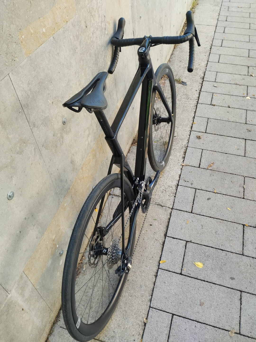 Basso Venta R (Shimano 105 12 velocità) Ex-demo Taglia 51 cm