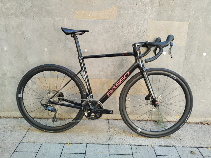 Basso Venta R (Shimano 105 12 velocità) Ex-demo Taglia 51 cm