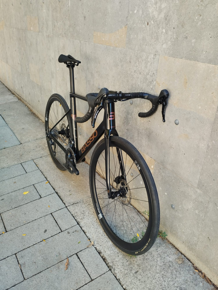 Basso Venta R (Shimano 105 12 velocità) Ex-demo Taglia 51 cm