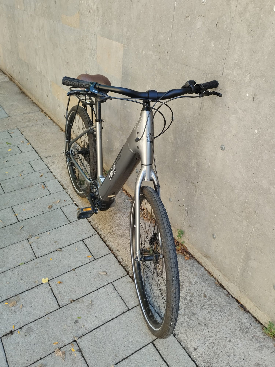 Bicicleta urbana elèctrica Cannondale 650 U Adventure NEO 4 d’exposició, talla L