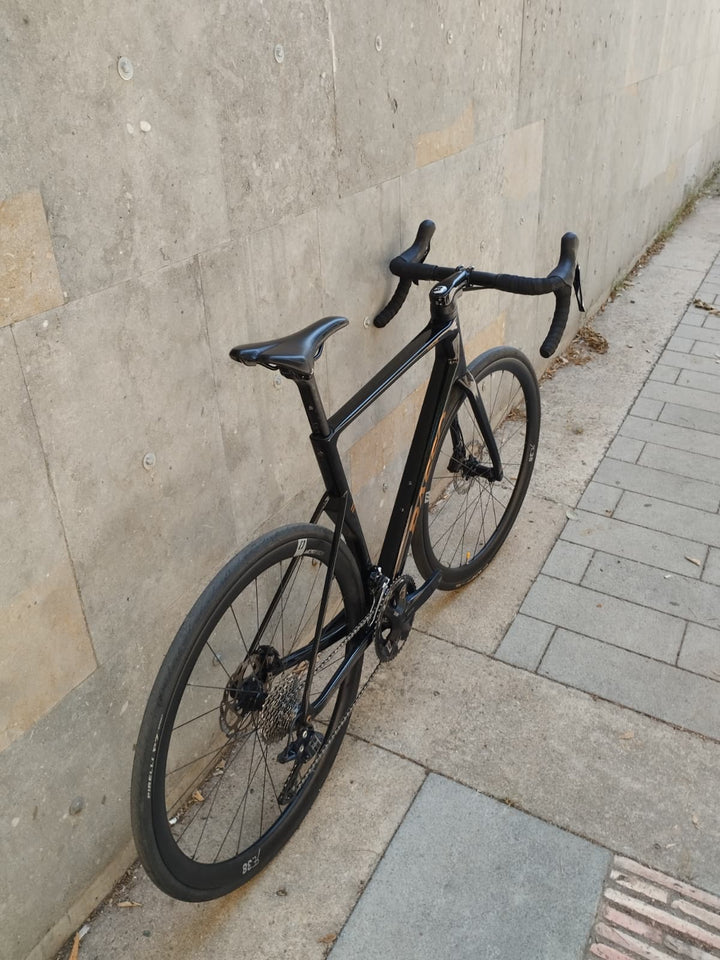 Basso Venta (Shimano 105 12 velocità) ex demo, taglia 53 cm, ruote in carbonio