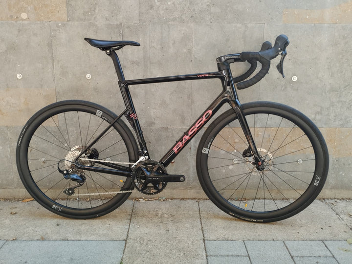Basso Venta (Shimano 105 12 velocità) ex demo, taglia 53 cm, ruote in carbonio