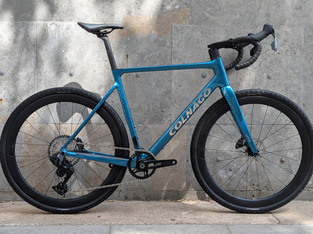 Bicicleta de grava Colnago G4-X (Sram Rival XPLR) Vision SC 45