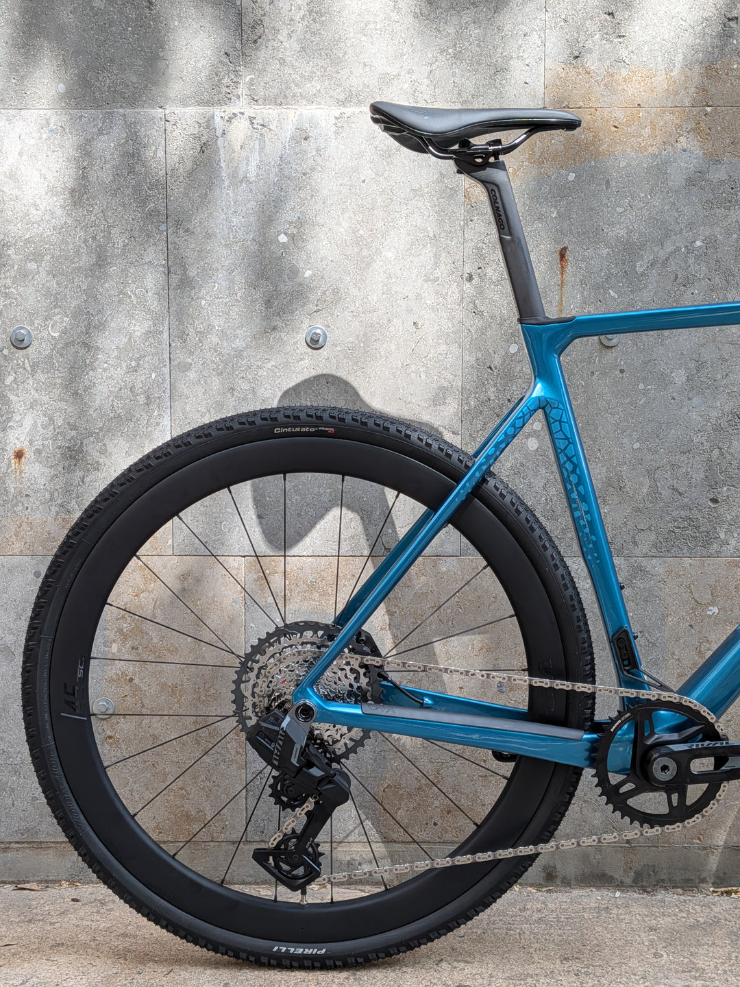 Bicicleta de grava Colnago G4-X (Sram Rival XPLR) Vision SC 45