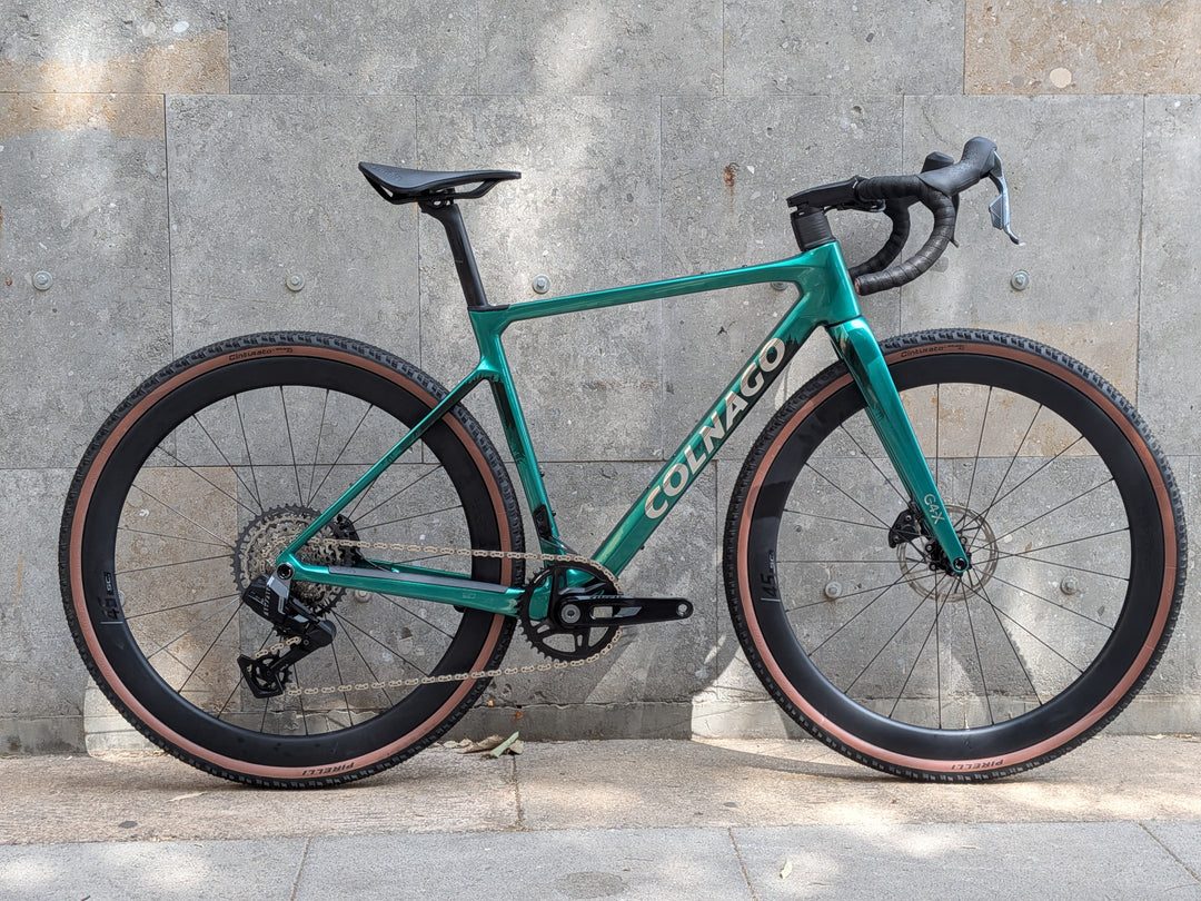 Bicicleta de grava Colnago G4-X (Sram Rival XPLR) Vision SC 45
