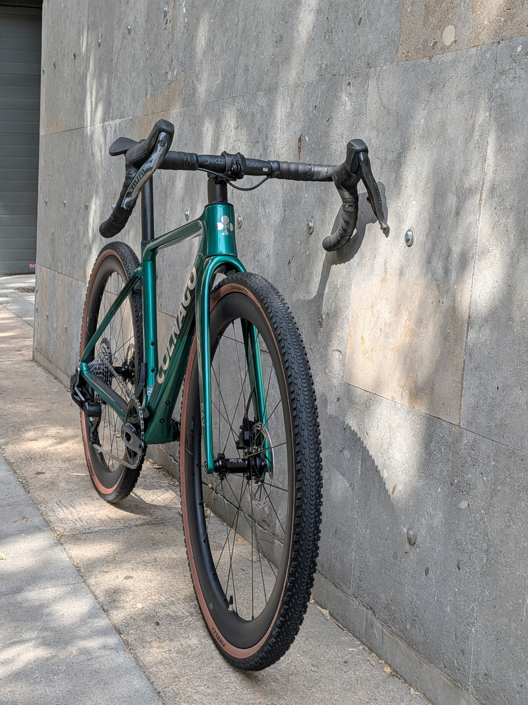 Bicicleta de grava Colnago G4-X (Sram Rival XPLR) Vision SC 45
