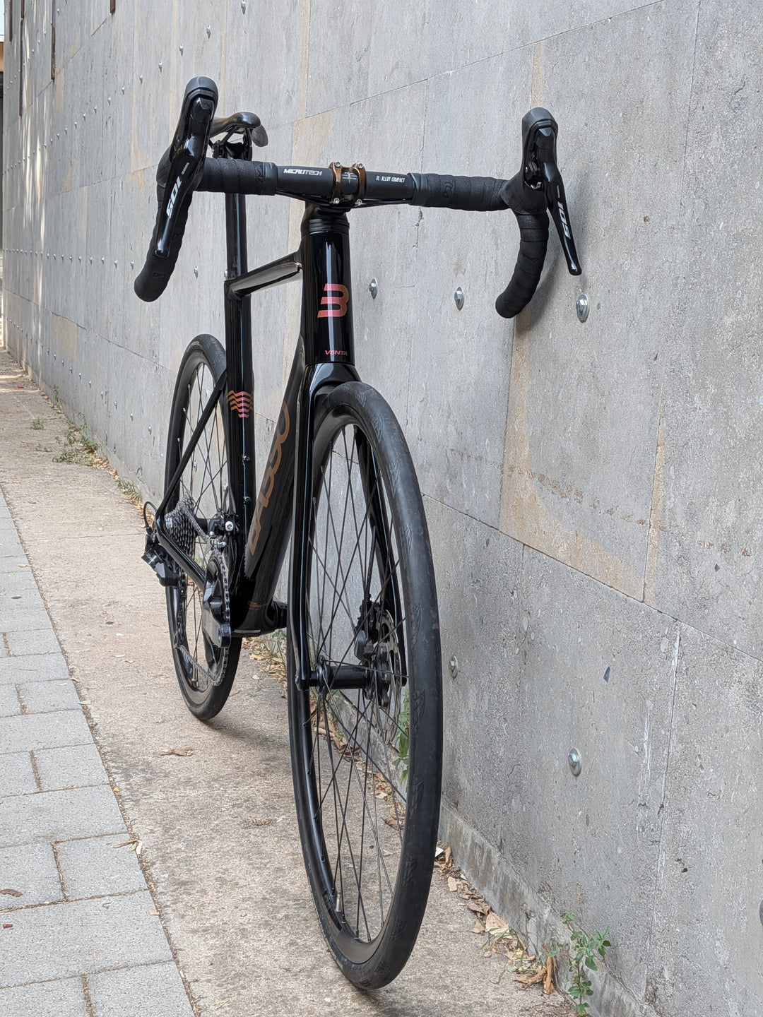 Basso Venta (Shimano 105 12s) Ex-Demo Taglia 53 cm