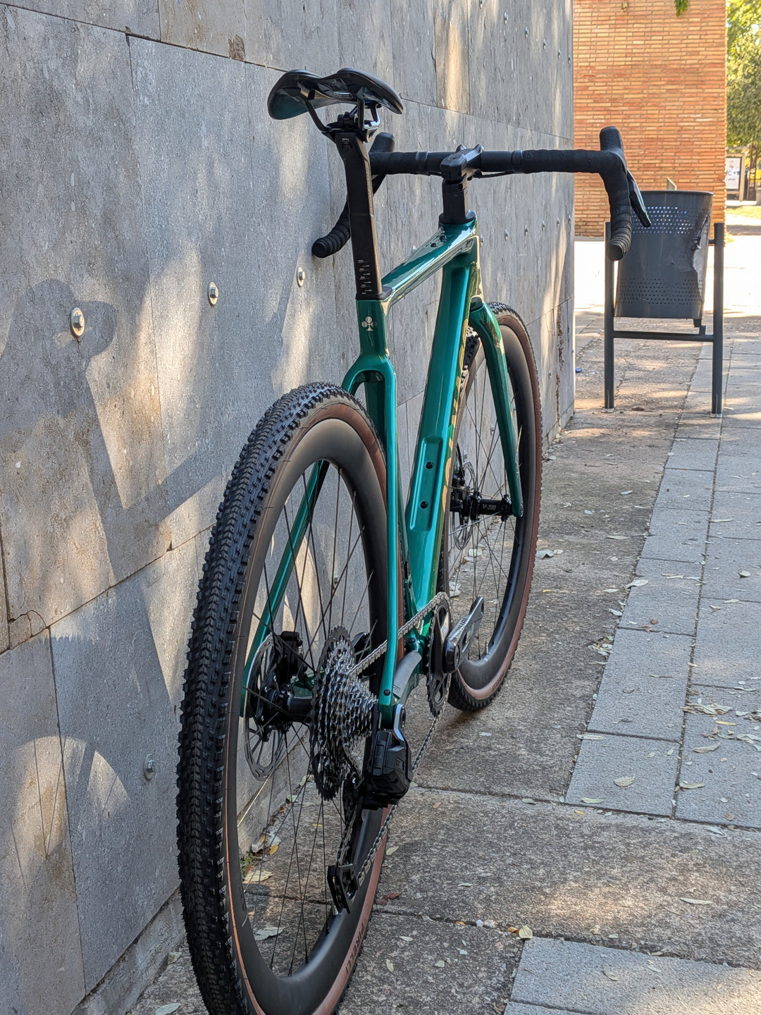 Bicicleta de gravel Colnago G4-X (Sram Rival XPLR) Vision SC 45, talla 520