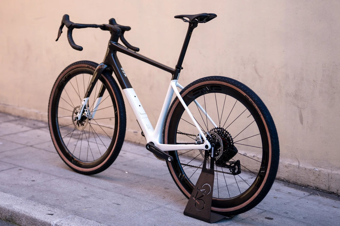 Enve Mog (Sram Red AXS XPLR) Aspen White Size 54