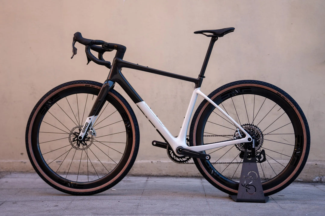 Enve Mog (Sram Red AXS XPLR) Aspen White Size 54