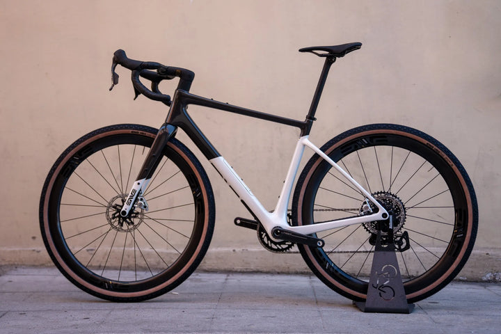 Enve Mog (Sram Red AXS XPLR) Aspen White Size 54