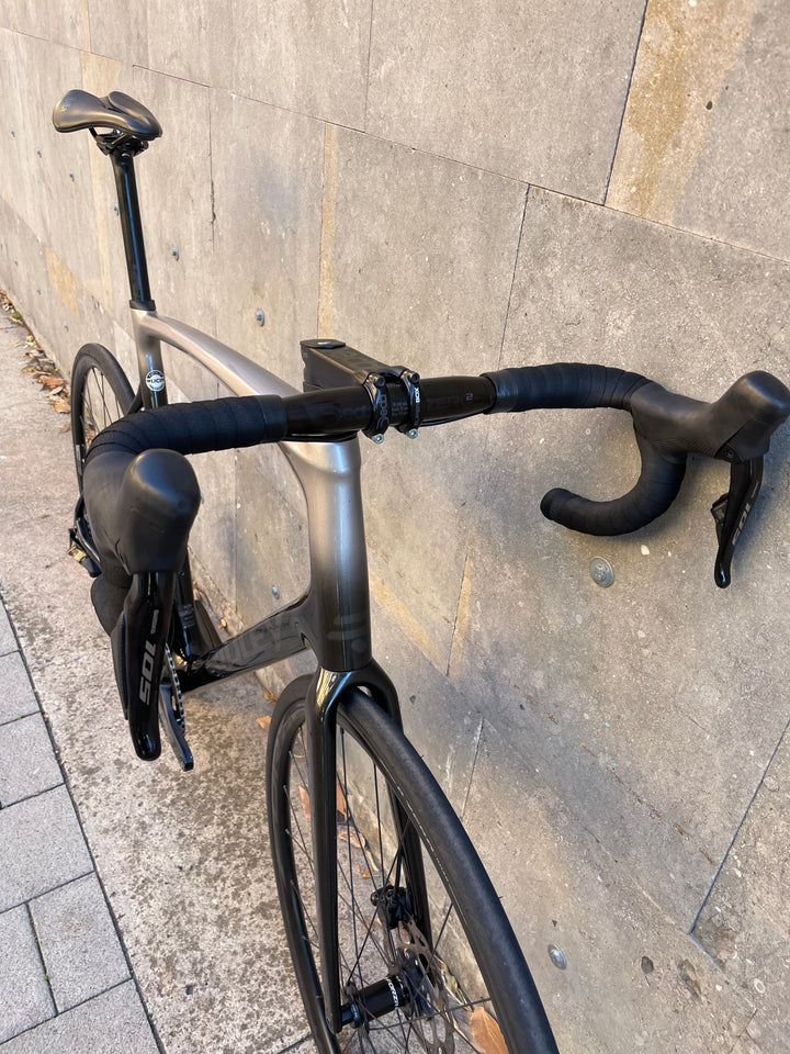 Ridley Fenix SLiC Road Bike (Shimano 105 Di2) Ex-Demo 2025 Size XL (63)