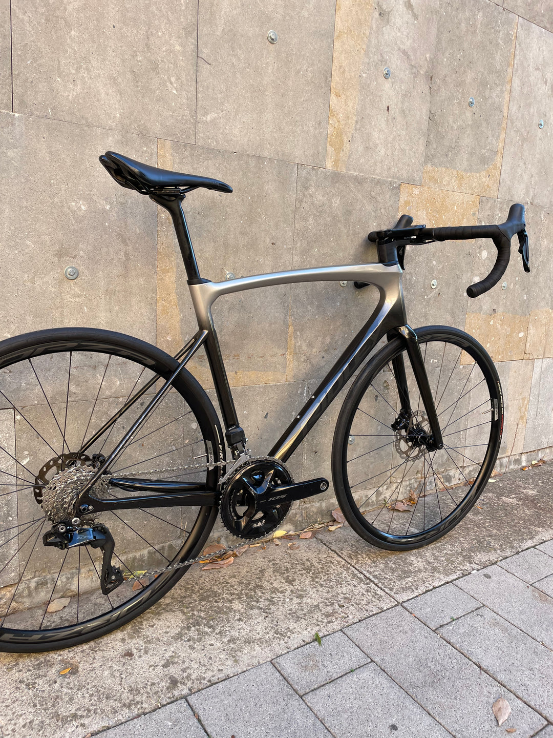 Ridley Fenix SLiC Road Bike (Shimano 105 Di2) Ex-Demo 2025 Size M