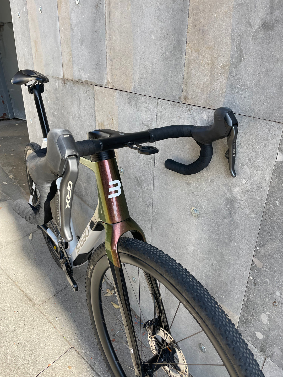 Basso Palta (Shimano GRX di2 2x) Microtech RG38 Levita Bar Ex-Demo 2025 Size L