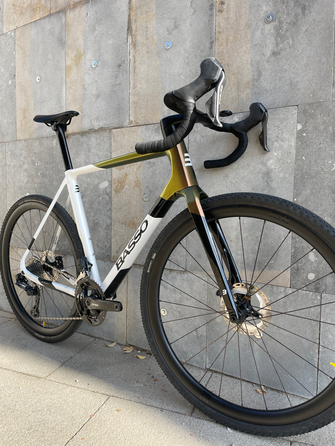 Basso Palta (Shimano GRX di2 2x) Microtech RG38 Levita Bar Ex-Demo 2025 Size L