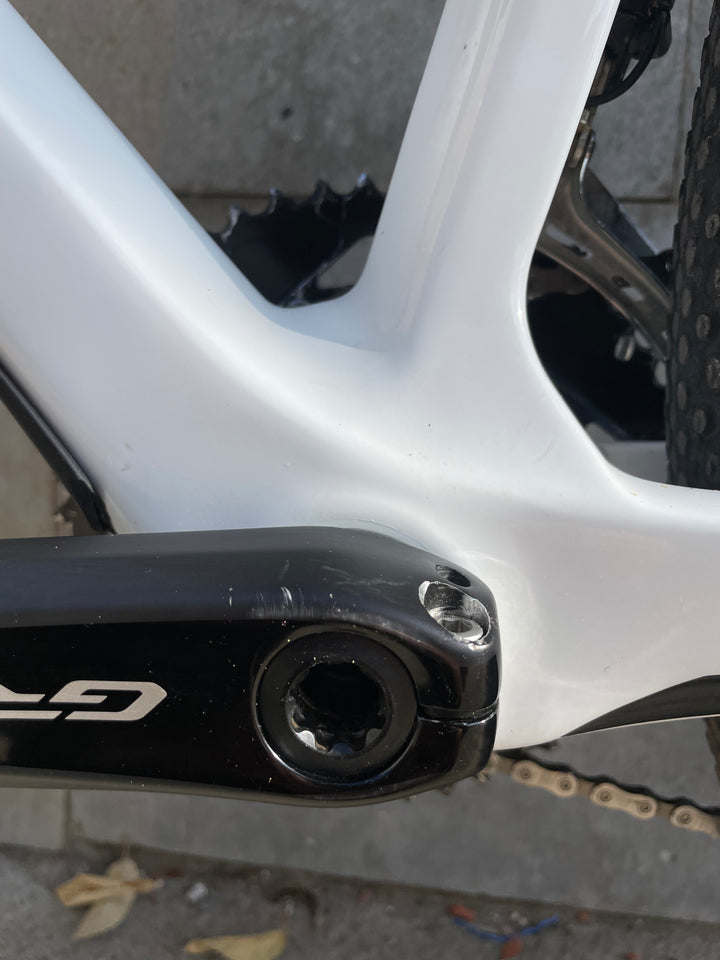 Basso Palta (Shimano GRX di2 2x) Microtech RG38 Levita Bar Ex-Demo 2025 Size L