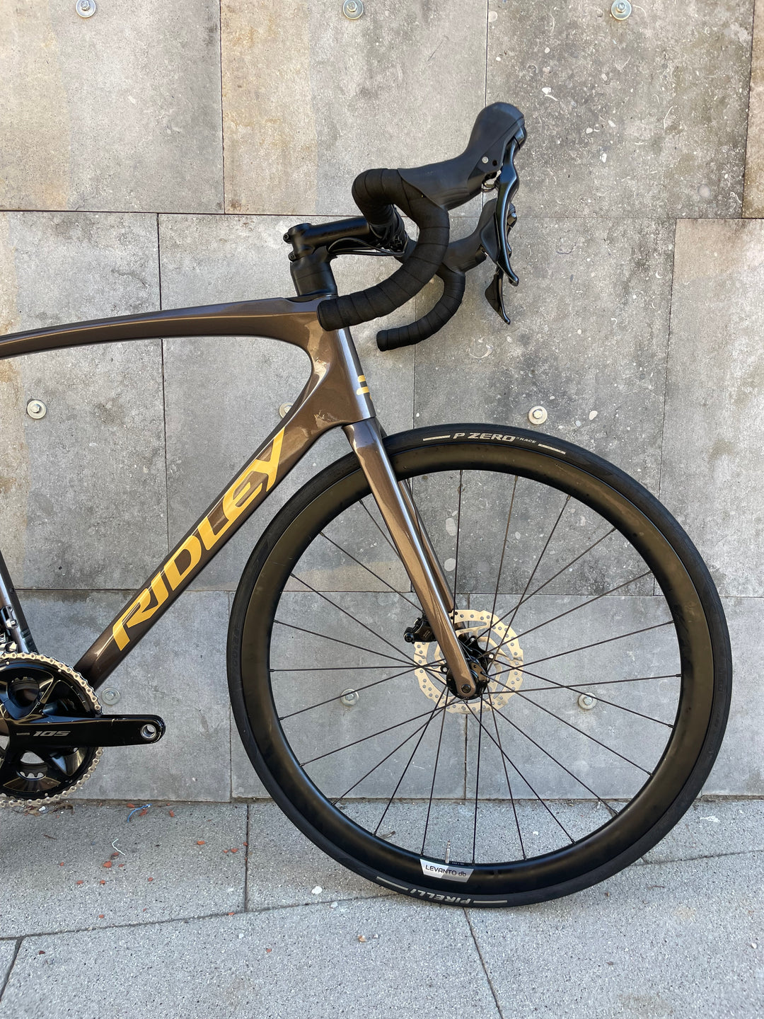 Ridley Fenix Disc (Shimano 105) Ex-Demo Talla M (57)