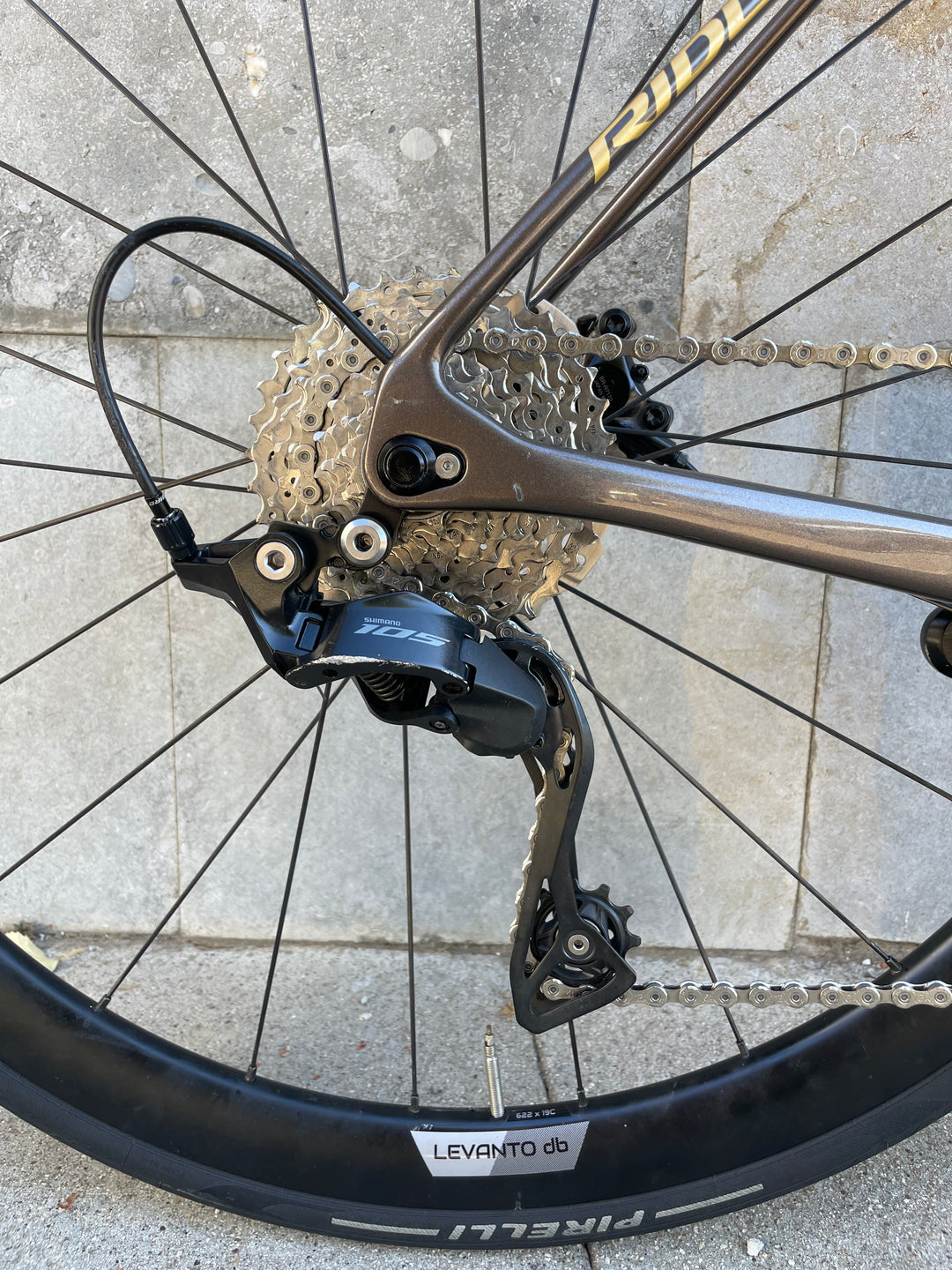 Ridley Fenix Disc (Shimano 105) Ex-Demo Talla M (57)