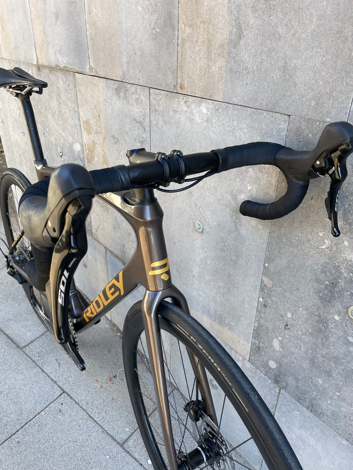 Ridley Fenix Disc (Shimano 105) Ex-Demo Talla M (57)