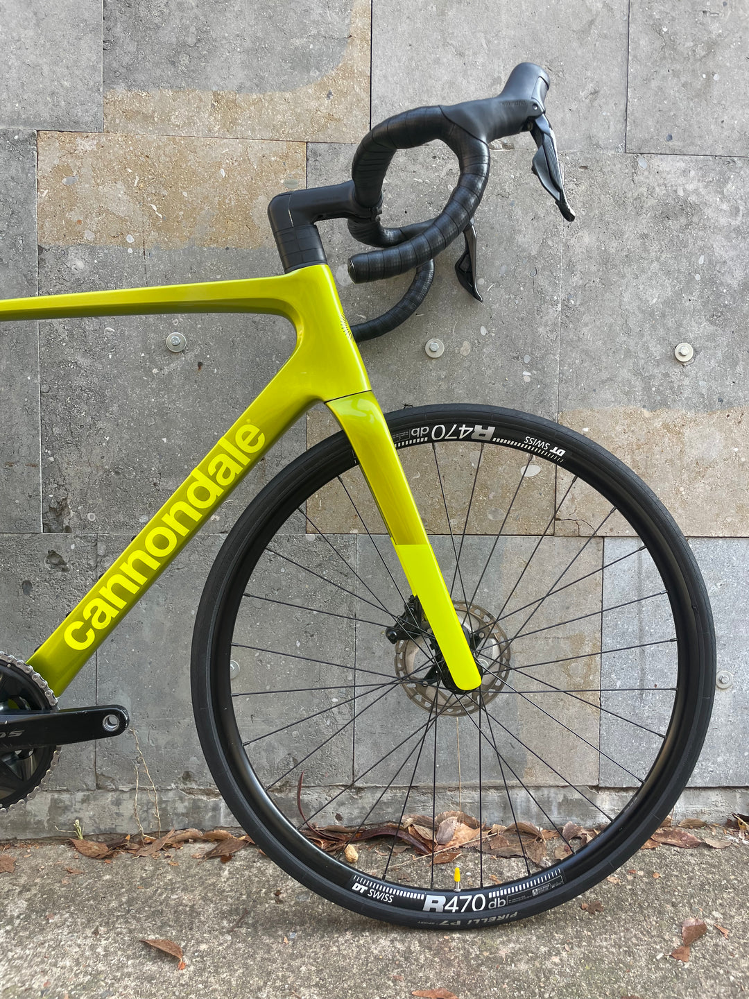 Cannondale SuperSix EVO Carbon 3 Road Bike (SH 105 Di2) Ex-Demo 2025 Size 56